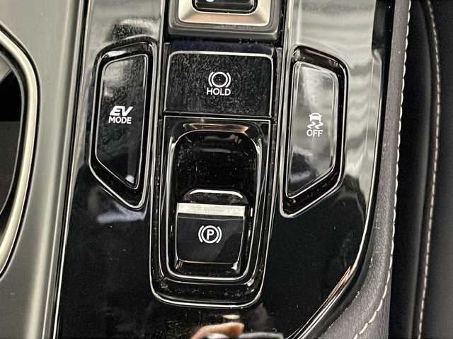 レクサス ＮＸ 350h Fスポーツ 沖縄県 2023(令5)年 2.8万km ホワイトノーヴァガラスフレーク 禁煙車　/県外仕入　/純正ナビ　/フルセグＴＶ　Ｂｌｕｅｔｏｏｔｈ　/レクサスセーフティセンス/TRDエアロ/黒革シート/パノラミックビューモニター/オレンジキャリパー　/ブラインドスポットモニター　/クリアランスソナー　/レーンディパーチャーアラート　/パワーバックドア　/ドライブレコーダー/ヘッドアップディスプレイ/ステアリングヒーター/シートベンチレーション/デジタルインナーミラー