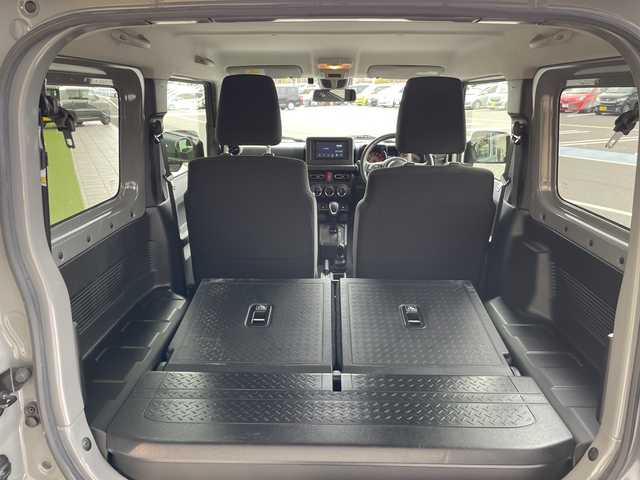 スズキ ジムニー XC 愛知県 2023(令5)年 2万km ミディアムグレー 衝突軽減システム/ディスプレイオーディオ　ナビ機能なし/４WD/バックカメラ/シートヒーター/LEDヘッドライト/ETC/レーンキープアシスト/スマートキー/プッシュスタート/ステアリングスイッチ