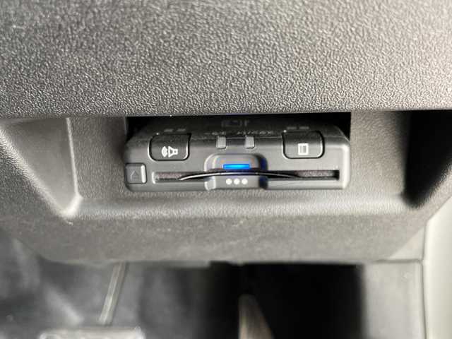 スズキ ジムニー XC 愛知県 2023(令5)年 2万km ミディアムグレー 衝突軽減システム/ディスプレイオーディオ　ナビ機能なし/４WD/バックカメラ/シートヒーター/LEDヘッドライト/ETC/レーンキープアシスト/スマートキー/プッシュスタート/ステアリングスイッチ