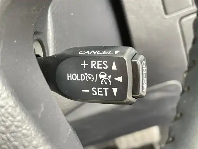 トヨタ アルファードハイブリット X 千葉県 2018(平30)年 3.2万km ホワイトパールクリスタルシャイン 禁煙車/純正７型ナビ/AM＆FM＆Bluetooth＆CD＆DVD＆TV/トヨタセーフティセンス/プリクラッシュセーフティ/レーンキープアシスト/レーダークルーズコントロール/ビルトインＥＴＣ　/両側電動スライドドア　/オートマチックハイビーム　/ＬＥＤヘッドライト　/フォグランプ　/バックカメラ　/電動パーキングブレーキ（オートホールド）/アイドリングストップ/ウィンカーミラー/純正ドアバイザー/プッシュスタート