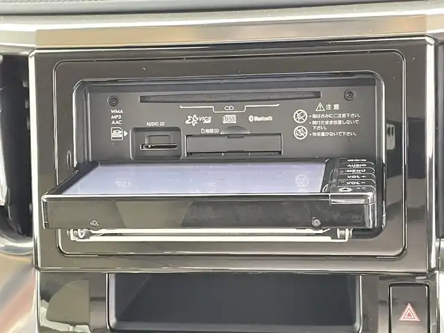 トヨタ アルファードハイブリット X 千葉県 2018(平30)年 3.2万km ホワイトパールクリスタルシャイン 禁煙車/純正７型ナビ/AM＆FM＆Bluetooth＆CD＆DVD＆TV/トヨタセーフティセンス/プリクラッシュセーフティ/レーンキープアシスト/レーダークルーズコントロール/ビルトインＥＴＣ　/両側電動スライドドア　/オートマチックハイビーム　/ＬＥＤヘッドライト　/フォグランプ　/バックカメラ　/電動パーキングブレーキ（オートホールド）/アイドリングストップ/ウィンカーミラー/純正ドアバイザー/プッシュスタート