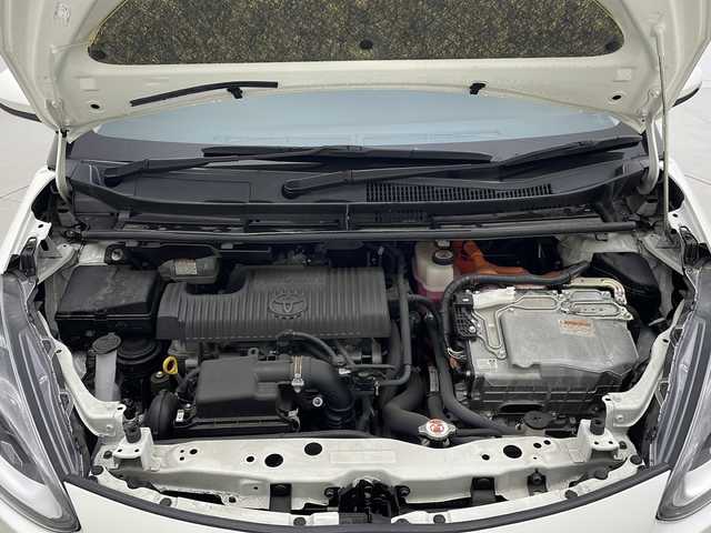 トヨタ シエンタ ハイブリッド G クエロ 茨城県 2020(令2)年 3.6万km ホワイトパールクリスタルシャイン 純正9インチナビ/・FM/AM/DISC/TV/SD/Bluetooth/・バックカメラ/前後ドライブレコーダー/クルーズコントロール/両側パワースライド/ハンドルヒーター/シートヒーター（D+N席）/前後コーナーセンサー/純正フロアマット/社外アルミホイール/ハーフレザーシート/横滑り防止機能/レーンキープアシスト/衝突被害軽減ブレーキ/フロントフォグライト/ドアバイザー/スタートエンジンボタン/LEDヘッドライト