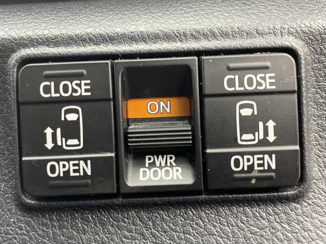 トヨタ シエンタ ハイブリッド G クエロ 茨城県 2020(令2)年 3.6万km ホワイトパールクリスタルシャイン 純正9インチナビ/・FM/AM/DISC/TV/SD/Bluetooth/・バックカメラ/前後ドライブレコーダー/クルーズコントロール/両側パワースライド/ハンドルヒーター/シートヒーター（D+N席）/前後コーナーセンサー/純正フロアマット/社外アルミホイール/ハーフレザーシート/横滑り防止機能/レーンキープアシスト/衝突被害軽減ブレーキ/フロントフォグライト/ドアバイザー/スタートエンジンボタン/LEDヘッドライト