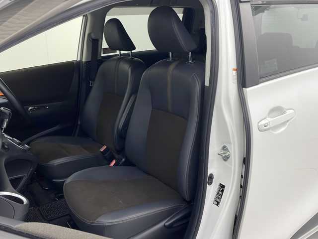 トヨタ シエンタ ハイブリッド G クエロ 茨城県 2020(令2)年 3.6万km ホワイトパールクリスタルシャイン 純正9インチナビ/・FM/AM/DISC/TV/SD/Bluetooth/・バックカメラ/前後ドライブレコーダー/クルーズコントロール/両側パワースライド/ハンドルヒーター/シートヒーター（D+N席）/前後コーナーセンサー/純正フロアマット/社外アルミホイール/ハーフレザーシート/横滑り防止機能/レーンキープアシスト/衝突被害軽減ブレーキ/フロントフォグライト/ドアバイザー/スタートエンジンボタン/LEDヘッドライト