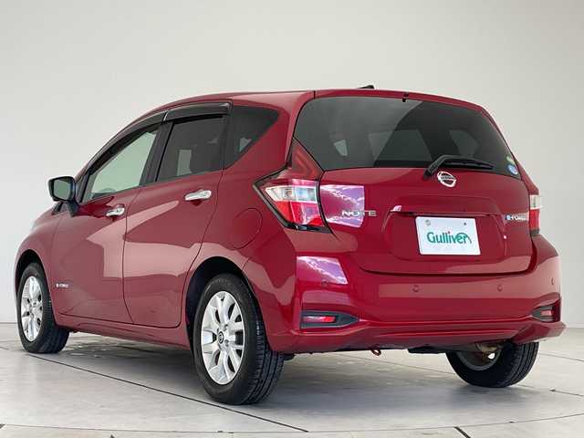 日産 ノート e－パワー X Vセレクション 愛知県 2019(令1)年 5.3万km ガーネットレッド 純正ナビ/全方位カメラ/バックカメラ/コーナーセンサー/純正アルミホイール/LEDヘッドライト/インテリジェントミラー/オートライト/ドライブレコーダー/ETC/衝突軽減システム/フルセグ/CD DVD/Bluetooth/ステアリングスイッチ/スマートキー/プッシュスタート