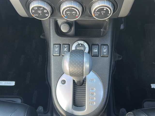 日産 エクストレイル 20Xtt 千葉県 2013(平25)年 10.3万km 赤 社外HDDナビ【VIE-X08】/フルセグTV/DVD/CD//バックカメラ/シートヒーター前席/後席/ETC/キセノンライト/ドアバイザー/ダウンヒルアシスト/スマートキー