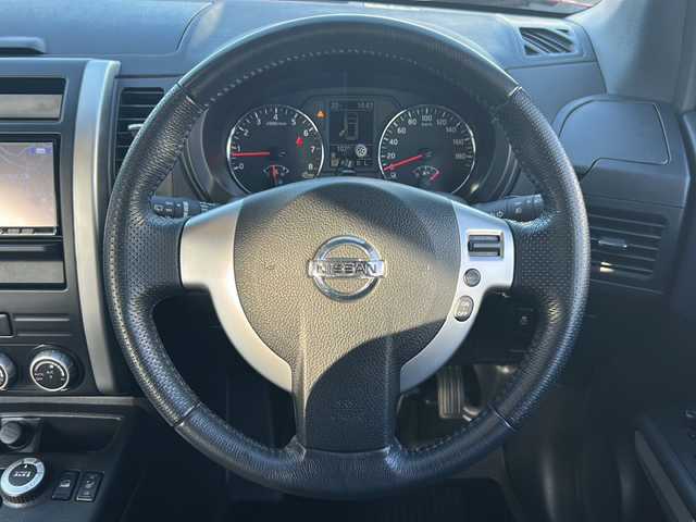 日産 エクストレイル 20Xtt 千葉県 2013(平25)年 10.3万km 赤 社外HDDナビ【VIE-X08】/フルセグTV/DVD/CD//バックカメラ/シートヒーター前席/後席/ETC/キセノンライト/ドアバイザー/ダウンヒルアシスト/スマートキー