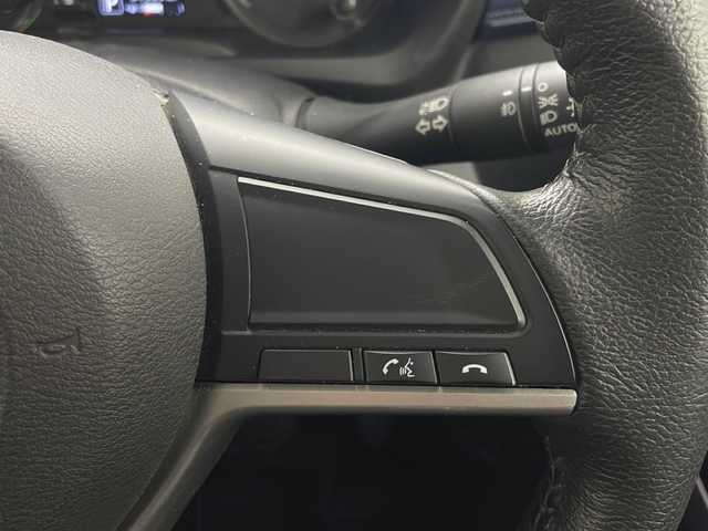 三菱 ｅＫクロス T 秋田県 2019(令1)年 3.2万km シルキーホワイト 4WD/社外メモリナビ　/フルセグTV/CD/DVD/Bluetooth/バックカメラ　/衝突被害軽減ブレーキ　/レーンキープアシスト　/クリアランスソナー　/横滑り防止装置/アイドリングストップ/前席シートヒーター/前方ドライブレコーダー　/ETC/純正エンジンスターター/LEDヘッドライト/フォグランプ/ステアリングリモコン/本革ステアリング/社外フロアマット/純正サイドバイザー/社外アルミホイール