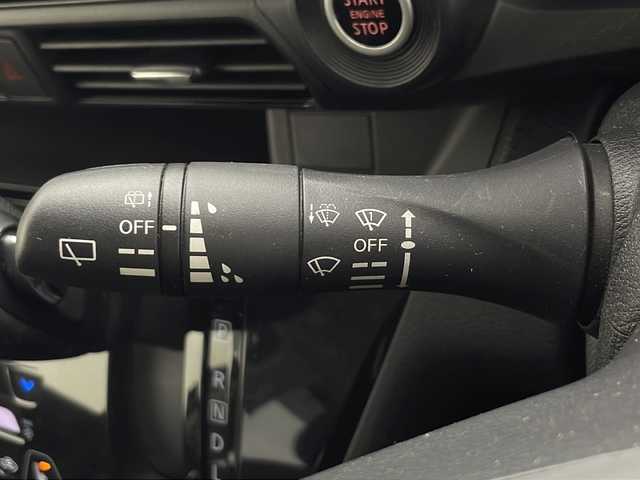 三菱 ｅＫクロス T 秋田県 2019(令1)年 3.2万km シルキーホワイト 4WD/社外メモリナビ　/フルセグTV/CD/DVD/Bluetooth/バックカメラ　/衝突被害軽減ブレーキ　/レーンキープアシスト　/クリアランスソナー　/横滑り防止装置/アイドリングストップ/前席シートヒーター/前方ドライブレコーダー　/ETC/純正エンジンスターター/LEDヘッドライト/フォグランプ/ステアリングリモコン/本革ステアリング/社外フロアマット/純正サイドバイザー/社外アルミホイール