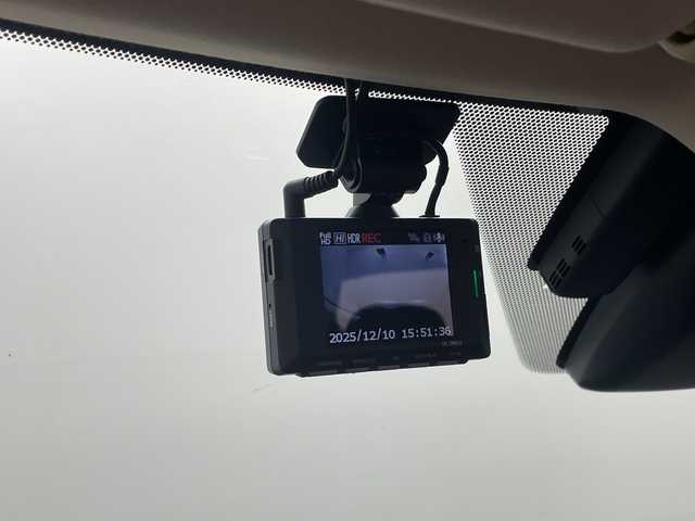 レクサス ＲＸ 450h バージョンL 群馬県 2020(令2)年 3.5万km グラファイトブラックガラスフレーク サンルーフ　純正１２．３型ナビ　全周囲カメラ　ＥＴＣ２．０　ドラレコ　レザーシート　シートヒーター／シートベンチレーション　BSM　ステアリングヒーター　衝突被害軽減ブレーキ　レーンアシスト　禁煙車