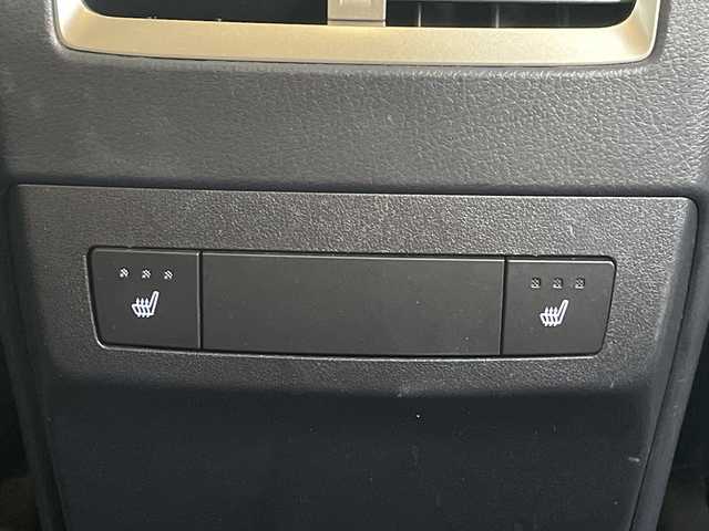 レクサス ＲＸ 450h バージョンL 群馬県 2020(令2)年 3.5万km グラファイトブラックガラスフレーク サンルーフ　純正１２．３型ナビ　全周囲カメラ　ＥＴＣ２．０　ドラレコ　レザーシート　シートヒーター／シートベンチレーション　BSM　ステアリングヒーター　衝突被害軽減ブレーキ　レーンアシスト　禁煙車