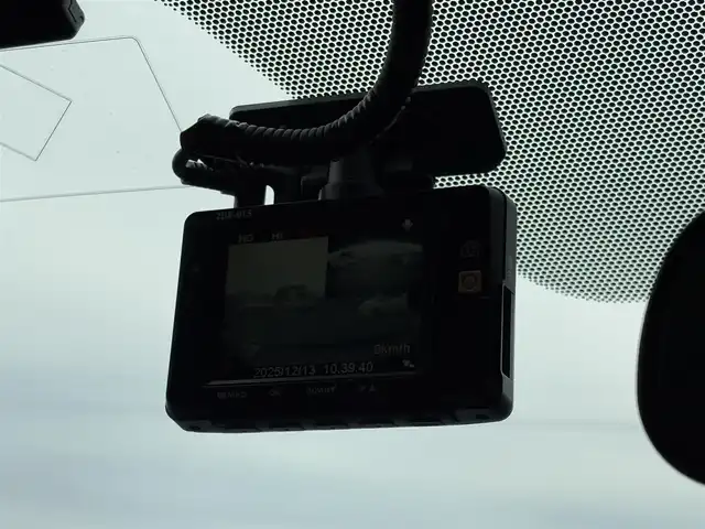 トヨタ アクア S 大分県 2019(令1)年 4.1万km クリアエメラルドパールクリスタルシャイン ・純正ナビ(CD/DVD/BT/SD)/・プリクラッシュセーフティ/・レーンキープアシスト/・コーナーセンサー/・前後ドライブレコーダー/・ETC/・ステアリングスイッチ/・オートハイビーム/・スマートキー/・プッシュスタートボタン/・スペアキー