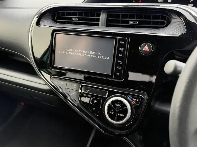 トヨタ アクア S 大分県 2019(令1)年 4.1万km クリアエメラルドパールクリスタルシャイン ・純正ナビ(CD/DVD/BT/SD)/・プリクラッシュセーフティ/・レーンキープアシスト/・コーナーセンサー/・前後ドライブレコーダー/・ETC/・ステアリングスイッチ/・オートハイビーム/・スマートキー/・プッシュスタートボタン/・スペアキー