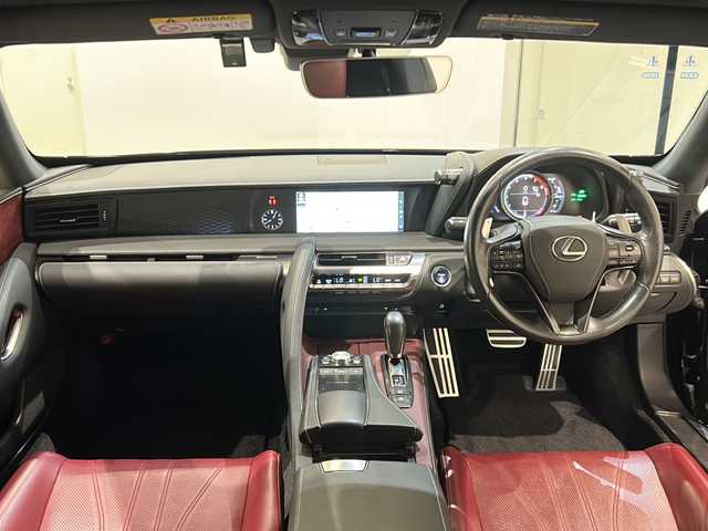レクサス ＬＣ 500h Lパッケージ 新潟県 2017(平29)年 3.8万km グラファイトブラックガラスフレーク 8インチカラー液晶マルチインフォメーションディスプレイ/ナビ/フルセグTV/BT/カラーヘッドアップディスプレイ/レッドレザーシート /レーダークルーズコントロール/レーンキーピングアシスト/LSS+ /クリアランスソナー＆バックソナー/三眼LED /電動チルト&テレスコピックステアリング/ガラスパノラマルーフ/ブラインドスポットモニター /バックカメラ/ドライブレコーダー/2.0ETC /純正21インチAW/シートメモリー機能 /シートヒーター/ベンチレーション