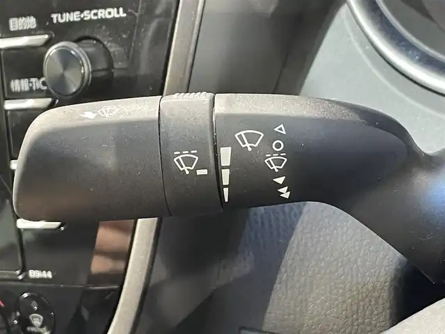 トヨタ カムリ WSレザーパッケージ 愛知県 2019(平31)年 6万km プラチナホワイトパールマイカ 純正８インチナビ/ＪＢＬプレミアムサウンドシステム/レーダークルーズコントロール/プリクラッシュセーフティ/ブラインドスポットモニター/クリアランスソナー/レーンディパーチャーアラート/先行車発進告知/ヘッドアップディスプレイ/パドルシフト/電動パーキングブレーキ/ブレーキホールド/レザーシート/シートヒーター/前後ドライブレコーダー/ビルトインＥＴＣ２．０/レーダー探知機【動作未確認】/AV100V1500Wコンセント/USB入力端子/アクセサリーソケット/ISOFIX/LEDヘッドライト/純正フロアマット/純正18インチアルミホイール