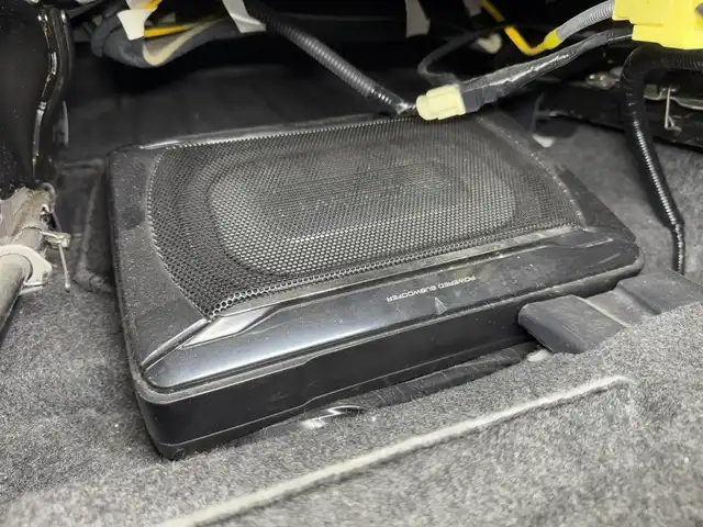 ダイハツ タント カスタム RS トップED SA Ⅲ 三重県 2018(平30)年 7万km パールホワイトⅢ ガソリン・ターボ/FF/インパネCVT/純正 8インチナビ カロッツェリア『サイバーナビ』 NSZP-X68D/（FM/AM/フルセグTV/CD/DVD/MSV/SD/USB/iPod/Bluetooth/HDMI/ドラレコ/Rear Cruise（後席モニター操作））/バックカメラ/両側パワースライドドア/ドライブレコーダー 前方（ナビ連動）/ETC/衝突回避支援システム スマートアシスト3/・衝突警報機能（対車両・対歩行者）/・衝突回避支援ブレーキ（対車両・対歩行者）/・車線逸脱警報機能/・誤発進抑制制御機能（前方・後方）/・コーナーセンサー（リヤ2個）/・SRS W（運転席・助手席）＆サイドエアバッグシステム/装備/・シートヒーター（D）/・オートエアコン/・オートライト/・オートハイビーム/・LED ヘッドランプ＋フロントフォグランプ/・ステアリングスイッチ/・電動格納ドアミラー/・シートカバー/・プッシュスタート/・スマートキーx2/・保/取/ナビ取/・社外16inAW
