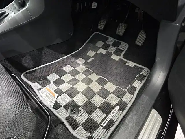 ダイハツ コペン エクスプレイ 鹿児島県 2016(平28)年 4.7万km マタドールレッドP 純正７インチメモリナビ　【NMCK-W66D】/バックカメラ　/アクティブトップ　/前席シートヒーター　/ステアリングリモコン　/純正ＬＥＤヘッドライト　/フロントフォグライト　/社外１６インチアルミホイール　【WORKEMOTION】/レーダー探知機　【VA-810E】/ＥＴＣ/前方ドライブレコーダー【DRT-H64A】