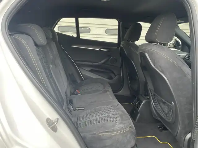 ＢＭＷ Ｘ２ xDrive20i MスポーツX 愛知県 2018(平30)年 4万km アルピンホワイトⅢ ＬＣＩモデル　/ＨＵＤ　/シートヒーター　/純正ナビ　/Ｂｌｕｅｔｏｏｔｈ　/バックカメラ　/ＡＣＣ　/ＬＫＡ　/ＢＳＭ　/インテリジェントセーフティー/ミラー型ＥＴＣ/ＬＥＤヘッドライト　/パワーバックドア/プッシュスタート/アイドリングストップ