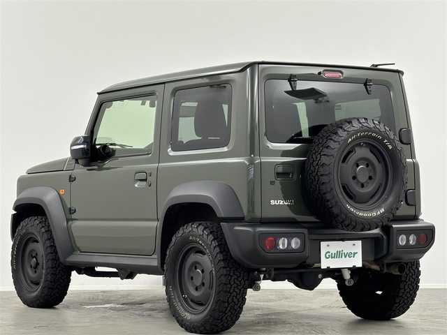 スズキ ジムニー シエラ JC 埼玉県 2022(令4)年 3.3万km ジャングルグリーン ＨＫＳマフラー　社外グリル・サス・タワーバー・リアピラーバー・ステアリングダンパー・ホイール　アルパイン９型ナビ　バックカメラ　ＴＶ　ＢＴ　アルパイン液晶ミラー　シートヒーター　クルコン