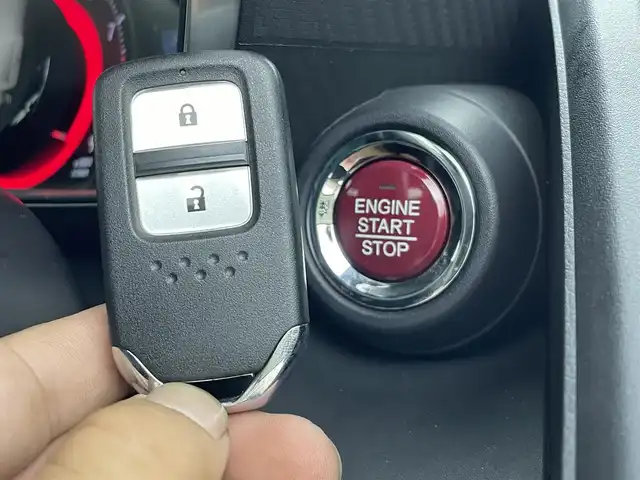 ホンダ Ｓ６６０ α 群馬県 2015(平27)年 3.3万km プレミアムスターホワイトパール 無限エアロパーツ（フロント/サイド/リアアンダー）/センターディスプレイ(internavi POCKET連携対応)/・AM/FM/USB/Bluetooth/HDMI/＝＝＝＝＝/6速MT/シティブレーキアクティブシステム/バックカメラ/クルーズコントロール/LEDヘッドライト/ステアリングスイッチ/オートライト/ETC/プッシュスタート/スマートキー