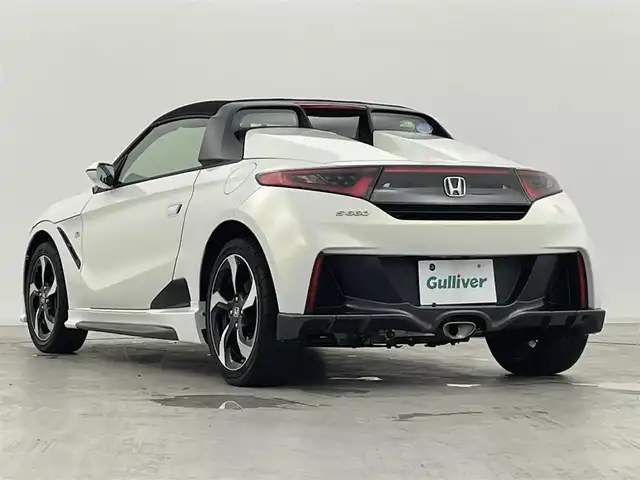 ホンダ Ｓ６６０ α 群馬県 2015(平27)年 3.3万km プレミアムスターホワイトパール 無限エアロパーツ（フロント/サイド/リアアンダー）/センターディスプレイ(internavi POCKET連携対応)/・AM/FM/USB/Bluetooth/HDMI/＝＝＝＝＝/6速MT/シティブレーキアクティブシステム/バックカメラ/クルーズコントロール/LEDヘッドライト/ステアリングスイッチ/オートライト/ETC/プッシュスタート/スマートキー