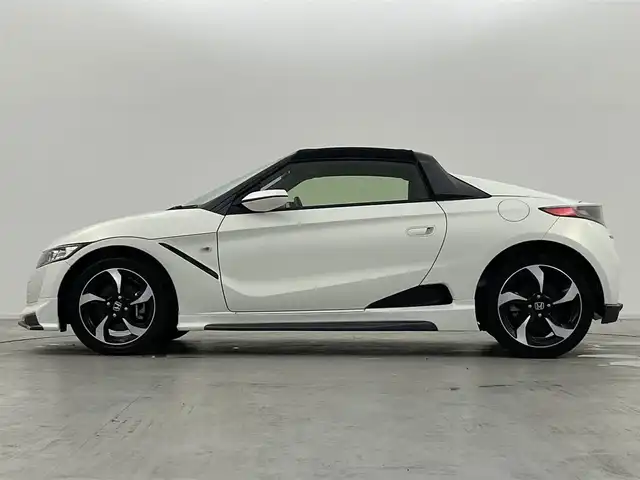 ホンダ Ｓ６６０ α 群馬県 2015(平27)年 3.3万km プレミアムスターホワイトパール 無限エアロパーツ（フロント/サイド/リアアンダー）/センターディスプレイ(internavi POCKET連携対応)/・AM/FM/USB/Bluetooth/HDMI/＝＝＝＝＝/6速MT/シティブレーキアクティブシステム/バックカメラ/クルーズコントロール/LEDヘッドライト/ステアリングスイッチ/オートライト/ETC/プッシュスタート/スマートキー