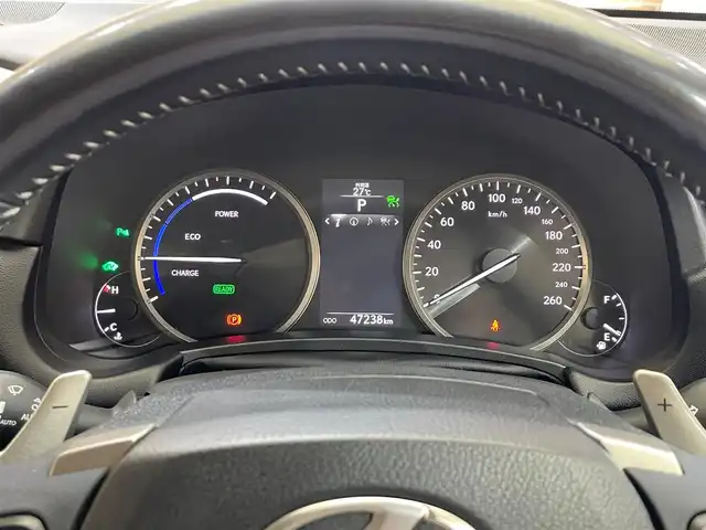 レクサス ＮＸ 300h Iパッケージ 岩手県 2015(平27)年 4.8万km ソニッククォーツ ４WD/寒冷地仕様/レーダークルーズコントロール/プリクラッシュセーフティ/レーンディパーチャーアラート/オートマチックハイビーム/オートブレーキホールド/横滑り防止装置/クリアランスソナー/パドルシフト/ヘッドアップディスプレイ/L-texシート/パワーシート/シートヒーター/ステアリングヒーター/AC100V100Wアクセサリーコンセント/純正ナビ/（CD/DVD/Blu-rayDisc/フルセグ/microSD/AUX/USB/Bluetooth）/ステアリングスイッチ/バックカメラ/ETC2.0/LEDヘッドランプ/純正17インチアルミホイール