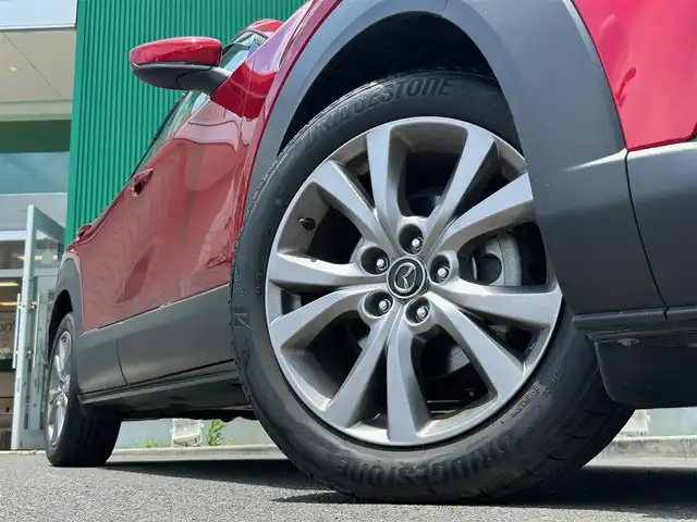 マツダ ＣＸ－３０ XD Lパッケージ 宮城県 2019(令1)年 0.8万km ソウルレッドクリスタルM DVD/CD/地デジチューナー/＝＝＝/スマートブレーキサポート/AT誤発進抑制制御/レーダークルーズコントロール（全車速追従機能付）/パーキングセンサー（フロント/リア）/車線逸脱警報システム/レーンキープアシスト/ブラインドスポットモニタリング/接近車両検知（前側方/後側方）/クルージングトラフィックサポート/ドライバーアテンションアラート/ヘッドアップディスプレイ/マツダコネクトナビ（8.8インチディスプレイ）/・Bluetooth/・USB/HDMI/ETC/ドライブレコーダー/パワーバックドア/ホワイトレザーシート/運転席メモリー機能付パワーシート/前席シートヒーター/ステアリングヒーター/革巻きステアリング/パドルシフト/電動パーキングブレーキ/ブレーキホールド/アダプティブLEDヘッドランプ/オートライト/スマートキー＆プッシュスタート/スペアキー/電動格納ミラー/純正18インチAW/純正フロアマット/ドアバイザー/W/サイド/カーテンエアバッグ