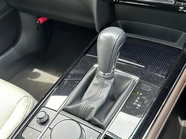 マツダ ＣＸ－３０ XD Lパッケージ 宮城県 2019(令1)年 0.8万km ソウルレッドクリスタルM DVD/CD/地デジチューナー/＝＝＝/スマートブレーキサポート/AT誤発進抑制制御/レーダークルーズコントロール（全車速追従機能付）/パーキングセンサー（フロント/リア）/車線逸脱警報システム/レーンキープアシスト/ブラインドスポットモニタリング/接近車両検知（前側方/後側方）/クルージングトラフィックサポート/ドライバーアテンションアラート/ヘッドアップディスプレイ/マツダコネクトナビ（8.8インチディスプレイ）/・Bluetooth/・USB/HDMI/ETC/ドライブレコーダー/パワーバックドア/ホワイトレザーシート/運転席メモリー機能付パワーシート/前席シートヒーター/ステアリングヒーター/革巻きステアリング/パドルシフト/電動パーキングブレーキ/ブレーキホールド/アダプティブLEDヘッドランプ/オートライト/スマートキー＆プッシュスタート/スペアキー/電動格納ミラー/純正18インチAW/純正フロアマット/ドアバイザー/W/サイド/カーテンエアバッグ