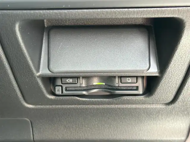 マツダ ＣＸ－３０ XD Lパッケージ 宮城県 2019(令1)年 0.8万km ソウルレッドクリスタルM DVD/CD/地デジチューナー/＝＝＝/スマートブレーキサポート/AT誤発進抑制制御/レーダークルーズコントロール（全車速追従機能付）/パーキングセンサー（フロント/リア）/車線逸脱警報システム/レーンキープアシスト/ブラインドスポットモニタリング/接近車両検知（前側方/後側方）/クルージングトラフィックサポート/ドライバーアテンションアラート/ヘッドアップディスプレイ/マツダコネクトナビ（8.8インチディスプレイ）/・Bluetooth/・USB/HDMI/ETC/ドライブレコーダー/パワーバックドア/ホワイトレザーシート/運転席メモリー機能付パワーシート/前席シートヒーター/ステアリングヒーター/革巻きステアリング/パドルシフト/電動パーキングブレーキ/ブレーキホールド/アダプティブLEDヘッドランプ/オートライト/スマートキー＆プッシュスタート/スペアキー/電動格納ミラー/純正18インチAW/純正フロアマット/ドアバイザー/W/サイド/カーテンエアバッグ