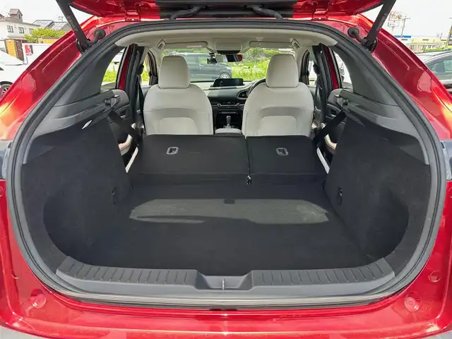 マツダ ＣＸ－３０ XD Lパッケージ 宮城県 2019(令1)年 0.8万km ソウルレッドクリスタルM DVD/CD/地デジチューナー/＝＝＝/スマートブレーキサポート/AT誤発進抑制制御/レーダークルーズコントロール（全車速追従機能付）/パーキングセンサー（フロント/リア）/車線逸脱警報システム/レーンキープアシスト/ブラインドスポットモニタリング/接近車両検知（前側方/後側方）/クルージングトラフィックサポート/ドライバーアテンションアラート/ヘッドアップディスプレイ/マツダコネクトナビ（8.8インチディスプレイ）/・Bluetooth/・USB/HDMI/ETC/ドライブレコーダー/パワーバックドア/ホワイトレザーシート/運転席メモリー機能付パワーシート/前席シートヒーター/ステアリングヒーター/革巻きステアリング/パドルシフト/電動パーキングブレーキ/ブレーキホールド/アダプティブLEDヘッドランプ/オートライト/スマートキー＆プッシュスタート/スペアキー/電動格納ミラー/純正18インチAW/純正フロアマット/ドアバイザー/W/サイド/カーテンエアバッグ