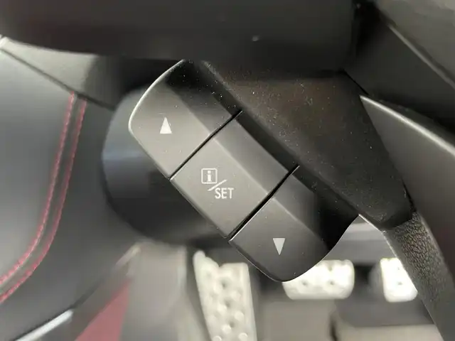スバル フォレスター STIスポーツ 富山県 2022(令4)年 3.9万km クリスタルブラックシリカ 4WD/ワンオーナー/純正ナビ(AM/FM/CD/DVD/BT)/フルセグTV/車外カメラ(フロント、バック、サイド)/レーダークルーズコントロール/衝突軽減ブレーキ/ブラインドスポットモニター/デジタルインナーミラー/電子パーキングブレーキ/オートブレーキホールド/電動リアゲート/全席シートヒーター/ハンドルヒーター/前後ドライブレコーダー/前席パワーシート/ETC/アイドリングストップ/純正AW/純正フロアマット/LEDヘッドライト/シートメモリー/革巻きステアリング/パドルシフト/スマートキー/プッシュスタート/取扱説明書/保証書