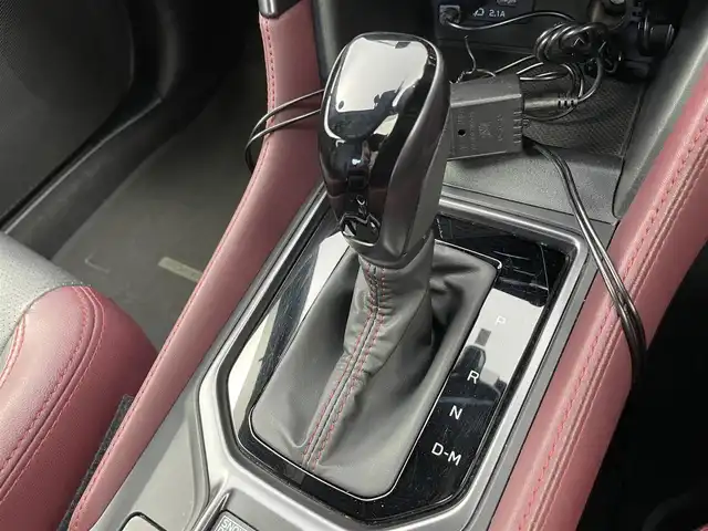 スバル フォレスター STIスポーツ 富山県 2022(令4)年 3.9万km クリスタルブラックシリカ 4WD/ワンオーナー/純正ナビ(AM/FM/CD/DVD/BT)/フルセグTV/車外カメラ(フロント、バック、サイド)/レーダークルーズコントロール/衝突軽減ブレーキ/ブラインドスポットモニター/デジタルインナーミラー/電子パーキングブレーキ/オートブレーキホールド/電動リアゲート/全席シートヒーター/ハンドルヒーター/前後ドライブレコーダー/前席パワーシート/ETC/アイドリングストップ/純正AW/純正フロアマット/LEDヘッドライト/シートメモリー/革巻きステアリング/パドルシフト/スマートキー/プッシュスタート/取扱説明書/保証書