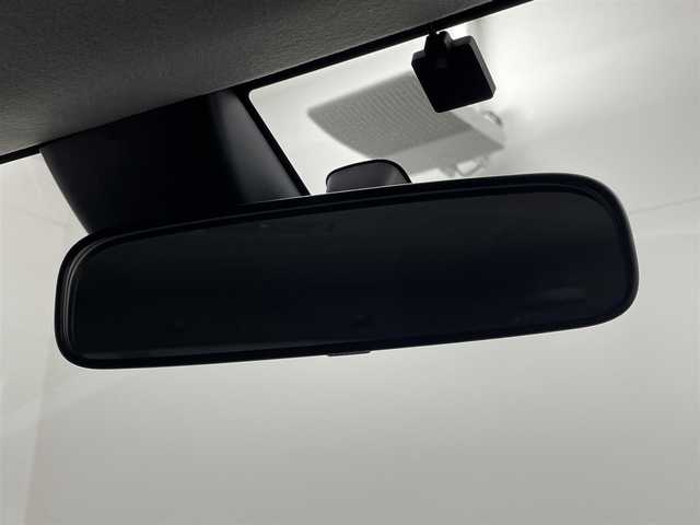 トヨタ ハイラックス Z 茨城県 2022(令4)年 1.1万km アティチュードブラックマイカ 純正ナビ/バックカメラ/フルセグ/トノカバー/ベッドライナー/衝突被害軽減ブレーキ/車線逸脱抑制装置/レーダークルーズコントロール/クリアランスソナー/ETC/純正17インチAW/LEDヘッドライト/スマートキー