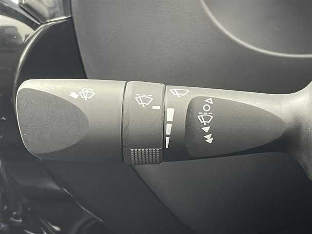 トヨタ ハイラックス Z 茨城県 2022(令4)年 1.1万km アティチュードブラックマイカ 純正ナビ/バックカメラ/フルセグ/トノカバー/ベッドライナー/衝突被害軽減ブレーキ/車線逸脱抑制装置/レーダークルーズコントロール/クリアランスソナー/ETC/純正17インチAW/LEDヘッドライト/スマートキー