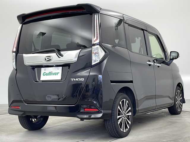 ダイハツ トール カスタムG ターボ 兵庫県 2021(令3)年 6.2万km ブラックマイカメタリック ・ワンオーナー車/・純正９インチナビ/CD/DVD/HDMI/USB/TV/・アラウンドビューモニター/・スマートアシスト/・レーダークルーズコントロール/・電動パーキングブレーキ/・オートホールド/・アイドリングストップ/・LEDオートライト/・前後コーナーセンサー/・両側パワースライドドア/・前席シートヒーター/・ステアリングスイッチ/・革巻きステアリング/・純正ドライブレコーダー/・ビルトインETC/・純正１５インチアルミホイール/・スマートキー/・スペアキー/・プッシュスタート/・Wエアバッグ
