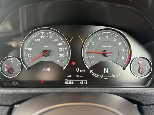 ＢＭＷ Ｍ４ 茨城県 2016(平28)年 5.3万km アルピンホワイトⅢ アンビエントライト/パドルシフト/レーンチェンジウォーニング/Fドラレコ/レーダー探知器/コンフォートA/iDriveナビ/コンペティションパッケージ/-エンジン最高出力３３１ｋW（４５０ｐｓ）/　専用セッティング/　-アダプティブＭサスペンション/　-ＤＳＣ/　-アクティブＭディファレンシャル/-ハイグロスブラック仕上げキドニーグリル/-20インチアルミ/-Ｍスポーツエキゾーストシステム/-専用軽量Ｍスポーツシート