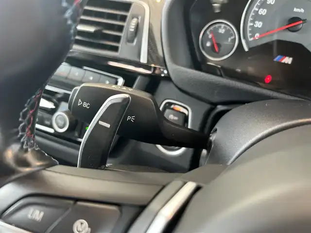 ＢＭＷ Ｍ４ 茨城県 2016(平28)年 5.3万km アルピンホワイトⅢ アンビエントライト/パドルシフト/レーンチェンジウォーニング/Fドラレコ/レーダー探知器/コンフォートA/iDriveナビ/コンペティションパッケージ/-エンジン最高出力３３１ｋW（４５０ｐｓ）/　専用セッティング/　-アダプティブＭサスペンション/　-ＤＳＣ/　-アクティブＭディファレンシャル/-ハイグロスブラック仕上げキドニーグリル/-20インチアルミ/-Ｍスポーツエキゾーストシステム/-専用軽量Ｍスポーツシート