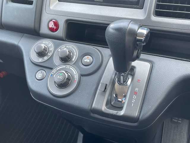 ホンダ クロスロード 20X 愛知県 2008(平20)年 8.2万km 緑 全塗装【マッドカーキ】/ディスプレイオーディ(アンドロイド＆アップルカープレ)/バックカメラ/エクストリームJ16インチアルミ/TOYOオープンカントリータイヤ/ETC/前後ドライブレコーダー/社外フロアマット/リモコンキー/フロントガラス熱線スイッチ(霜取り)