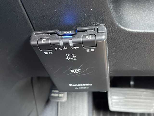 ホンダ クロスロード 20X 愛知県 2008(平20)年 8.2万km 緑 全塗装【マッドカーキ】/ディスプレイオーディ(アンドロイド＆アップルカープレ)/バックカメラ/エクストリームJ16インチアルミ/TOYOオープンカントリータイヤ/ETC/前後ドライブレコーダー/社外フロアマット/リモコンキー/フロントガラス熱線スイッチ(霜取り)