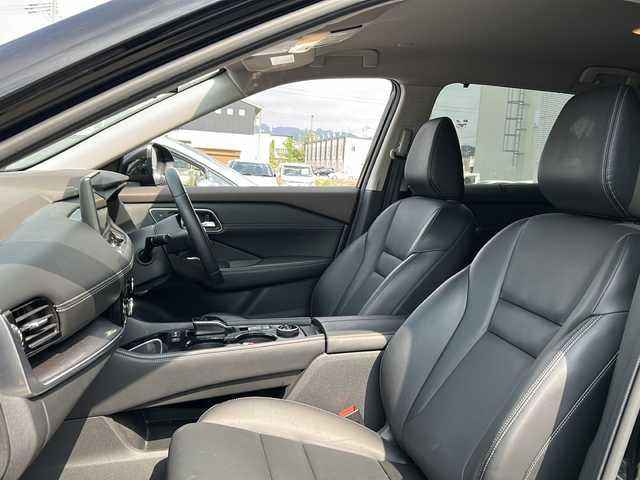 日産 エクストレイル G e－4ORCE 秋田県 2022(令4)年 4.5万km ダイヤモンドブラック 純正ディスプレイオーディオ/純正BT/フルセグTV/黒レザーシート/純正ドライブレコーダー/パワーバックドア/全方位カメラ/クルーズコントロール/ETC2.0