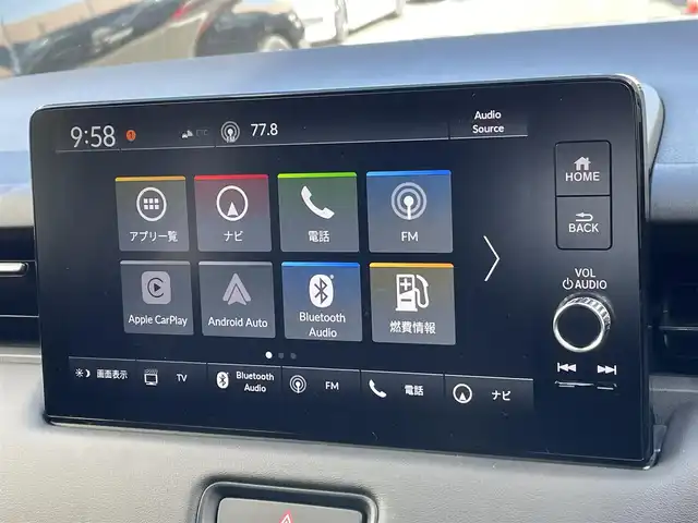 ホンダ ヴェゼル ハイブリッド e:HEV Z 東京都 2025(令7)年 0.1千km プラチナホワイトパール 登録済未使用車　/純正ナビ　/置型充電　/ＢＳＭ　/レーダークルーズコントロール　/１８インチ純正ホイール　/純正ＬＥＤ/左右独立温度コントロール式フルオートエアコンディショナー　/電動リアゲート　/シートヒーター　/衝突被害軽減ブレーキ　/盗難防止装置/Honda　SENSING/マルチビューカメラシステム/後退時連動ドアミラー/ＥＴＣ２．０　