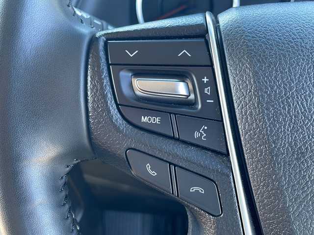 トヨタ ヴェルファイア Z 岩手県 2016(平28)年 3.4万km ブラック 社外SDナビ/AM/FM/CD/DVD/Bluetooth/フルセグTV/バックカメラ/ETC/両側パワースライドドア/フリップダウンモニター/衝突被害軽減ブレーキ/横滑り防止装置/コーナーセンサー/アイドリングストップ/オートライト/LEDヘッドライト/フォグランプ/スマートキー/プッシュスタート/電動格納ミラー/純正18インチAW/純正フロアマット/ドアバイザー