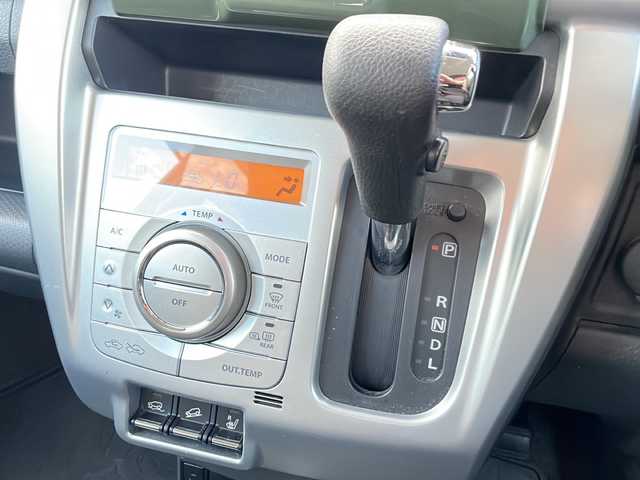 スズキ ハスラー J 岩手県 2019(平31)年 4.7万km クールカーキPM 純正ナビ　全周囲カメラ　Ｂｌｕｅｔｏｏｔｈ　ＣＤ／ＤＶＤ再生　ＵＳＢ接続　フルセグ　ビルトインＥＴＣ　前席シートヒーター　ＨＩＤオートライト　純正１５インチアルミホイール　スマートキー　Fフォグランプ