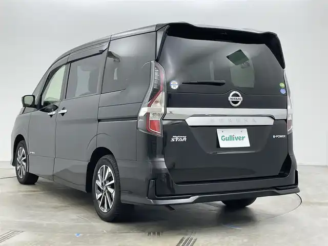 日産 セレナ e－パワー ハイウェイスター V 岡山県 2020(令2)年 6.8万km ダイヤモンドブラック 純正10インチナビ/・FM/AM/Bluetooth/フルセグ/CD/DVD/セーフティパックA/・インテリジェントアラウンドビューモニター/・インテリジェントパーキアシスト/・踏み間違い防止/プロパイロット/コーナーセンサー/エマージェンシーブレーキ/車線逸脱警報/BSM/前後ドライブレコーダー/ビルトインETC/社外レーダー/両側パワースライドドア/オートブレーキホールド/LEDヘッドライト/純正フロアマット/純正16インイアルミ/ドアバイザー