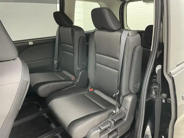 日産 セレナ e－パワー ハイウェイスター V 岡山県 2020(令2)年 6.8万km ダイヤモンドブラック 純正10インチナビ/・FM/AM/Bluetooth/フルセグ/CD/DVD/セーフティパックA/・インテリジェントアラウンドビューモニター/・インテリジェントパーキアシスト/・踏み間違い防止/プロパイロット/コーナーセンサー/エマージェンシーブレーキ/車線逸脱警報/BSM/前後ドライブレコーダー/ビルトインETC/社外レーダー/両側パワースライドドア/オートブレーキホールド/LEDヘッドライト/純正フロアマット/純正16インイアルミ/ドアバイザー
