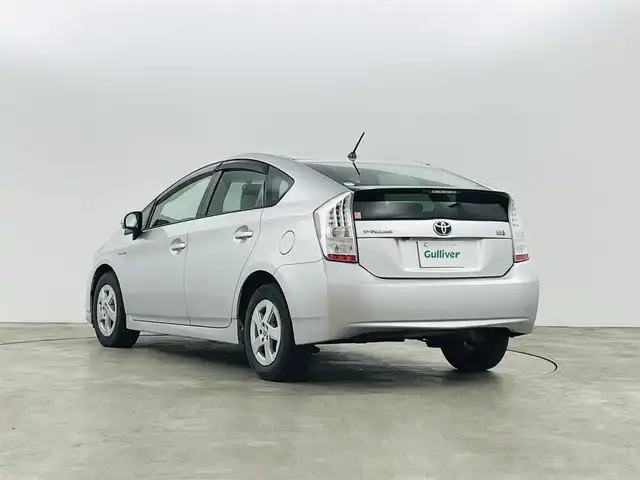 トヨタ プリウス L 福島県 2011(平23)年 14.1万km シルバーM 純正HDDナビ/・型番：NHZN-W61G/・ワンセグTV/BT/CD/SD/USB/FM/AM/・ビルトインETC/・バックカメラ/プッシュスタート/・スマートキー/電動格納ミラー/・ウィンカーミラー/LEDヘッドライト/・オートライト/・フォグランプ/純正１５インチAW