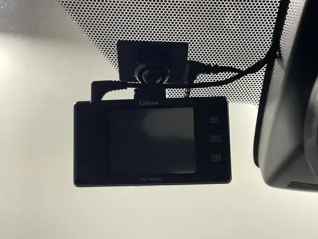 トヨタ シエンタ G クエロ 神奈川県 2018(平30)年 6.3万km ワイン 社外7型SDナビゲーション【CN-RE04WD】/CD DVD Bluetooth フルセグ/バックカメラ/両側パワースライドドア/トヨタセーフティーセンス/プリクラッシュセーフティ/レーンディパーチャーアラート/ETC/プッシュスタート/革巻きステアリング/ステアリングスイッチ/ハーフレザー/前後ドライブレコーダー/純正フロアマット/オートライト/オートマチックハイビーム/LEDヘッドライト/フォグランプ/電動格納ミラー/スマートキー