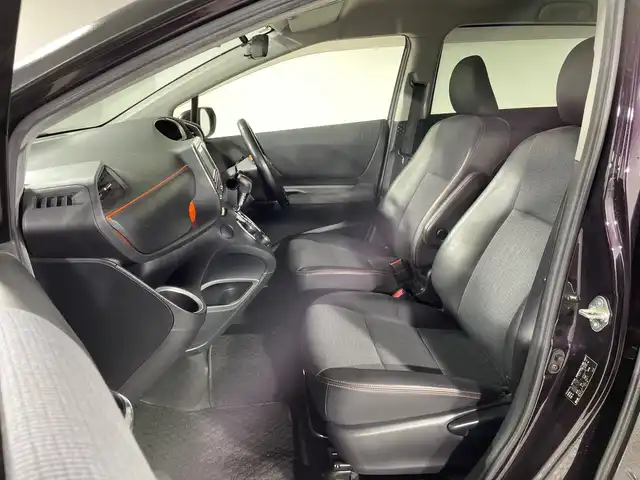 トヨタ シエンタ G クエロ 神奈川県 2018(平30)年 6.3万km ワイン 社外7型SDナビゲーション【CN-RE04WD】/CD DVD Bluetooth フルセグ/バックカメラ/両側パワースライドドア/トヨタセーフティーセンス/プリクラッシュセーフティ/レーンディパーチャーアラート/ETC/プッシュスタート/革巻きステアリング/ステアリングスイッチ/ハーフレザー/前後ドライブレコーダー/純正フロアマット/オートライト/オートマチックハイビーム/LEDヘッドライト/フォグランプ/電動格納ミラー/スマートキー