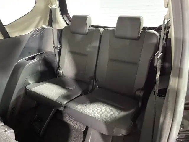 トヨタ シエンタ G クエロ 神奈川県 2018(平30)年 6.3万km ワイン 社外7型SDナビゲーション【CN-RE04WD】/CD DVD Bluetooth フルセグ/バックカメラ/両側パワースライドドア/トヨタセーフティーセンス/プリクラッシュセーフティ/レーンディパーチャーアラート/ETC/プッシュスタート/革巻きステアリング/ステアリングスイッチ/ハーフレザー/前後ドライブレコーダー/純正フロアマット/オートライト/オートマチックハイビーム/LEDヘッドライト/フォグランプ/電動格納ミラー/スマートキー